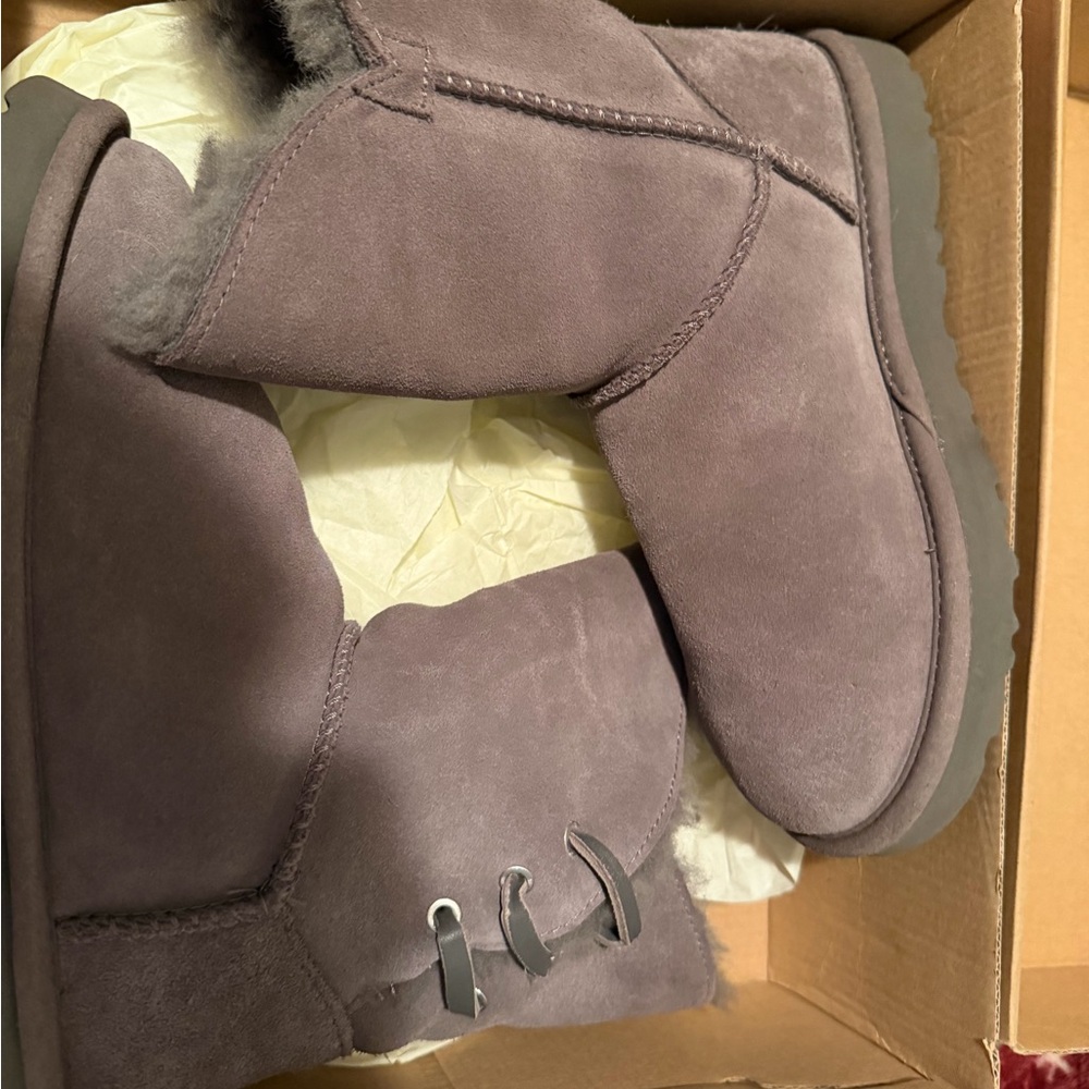 Women's Cozy Suede Ankle Boots in Gray
